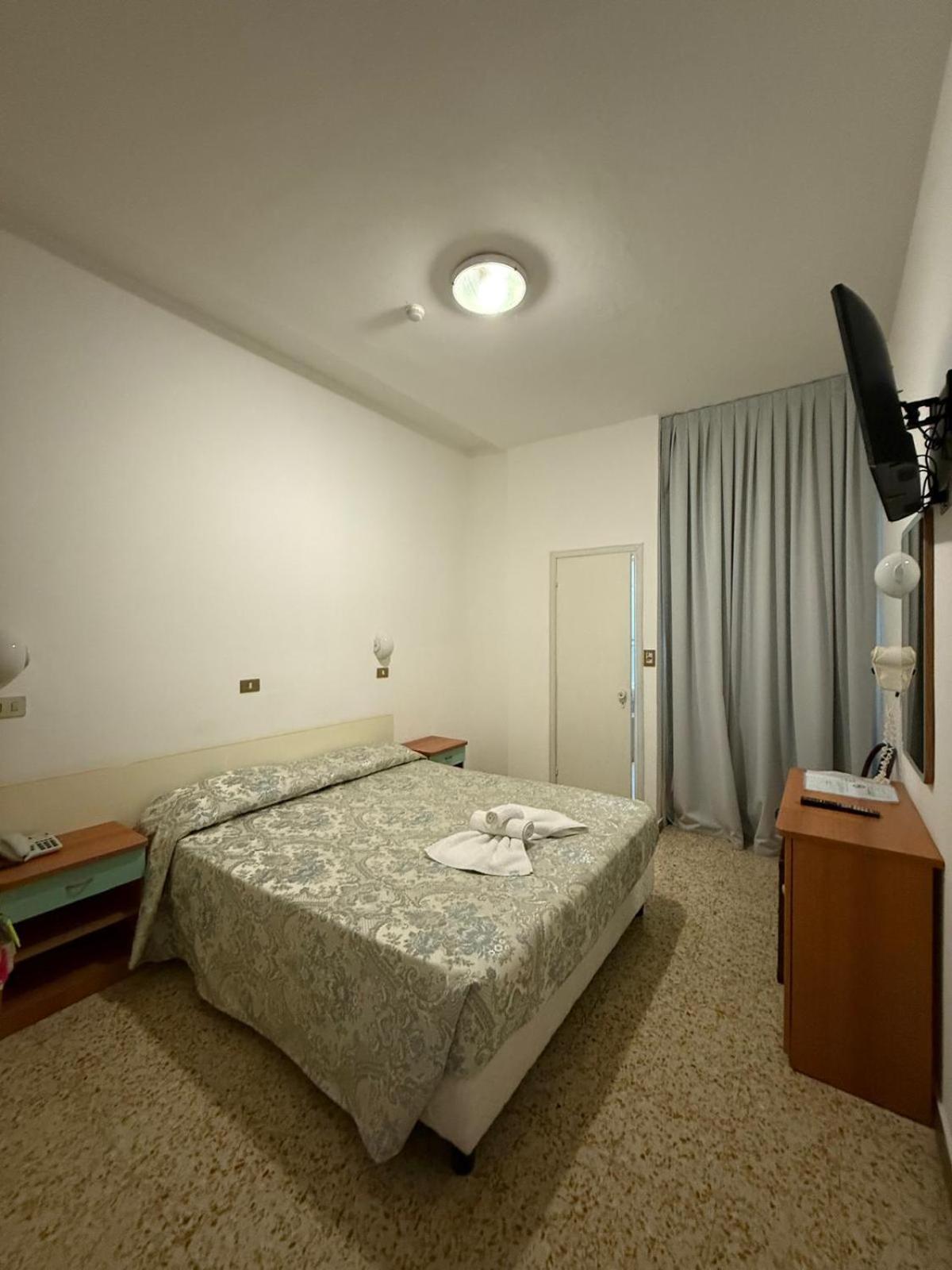 Hotel Spiaggia Villa Paola Bellaria-Igea Marina Exterior foto
