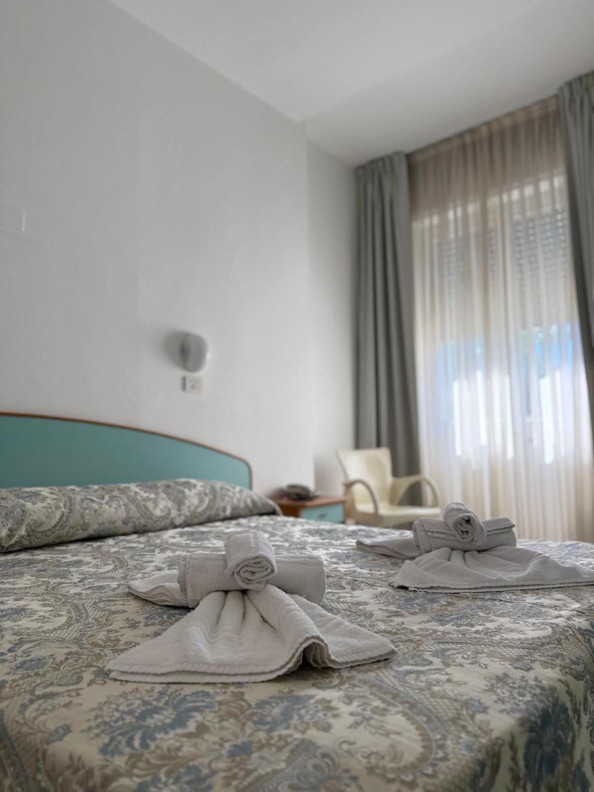 Hotel Spiaggia Villa Paola Bellaria-Igea Marina Exterior foto