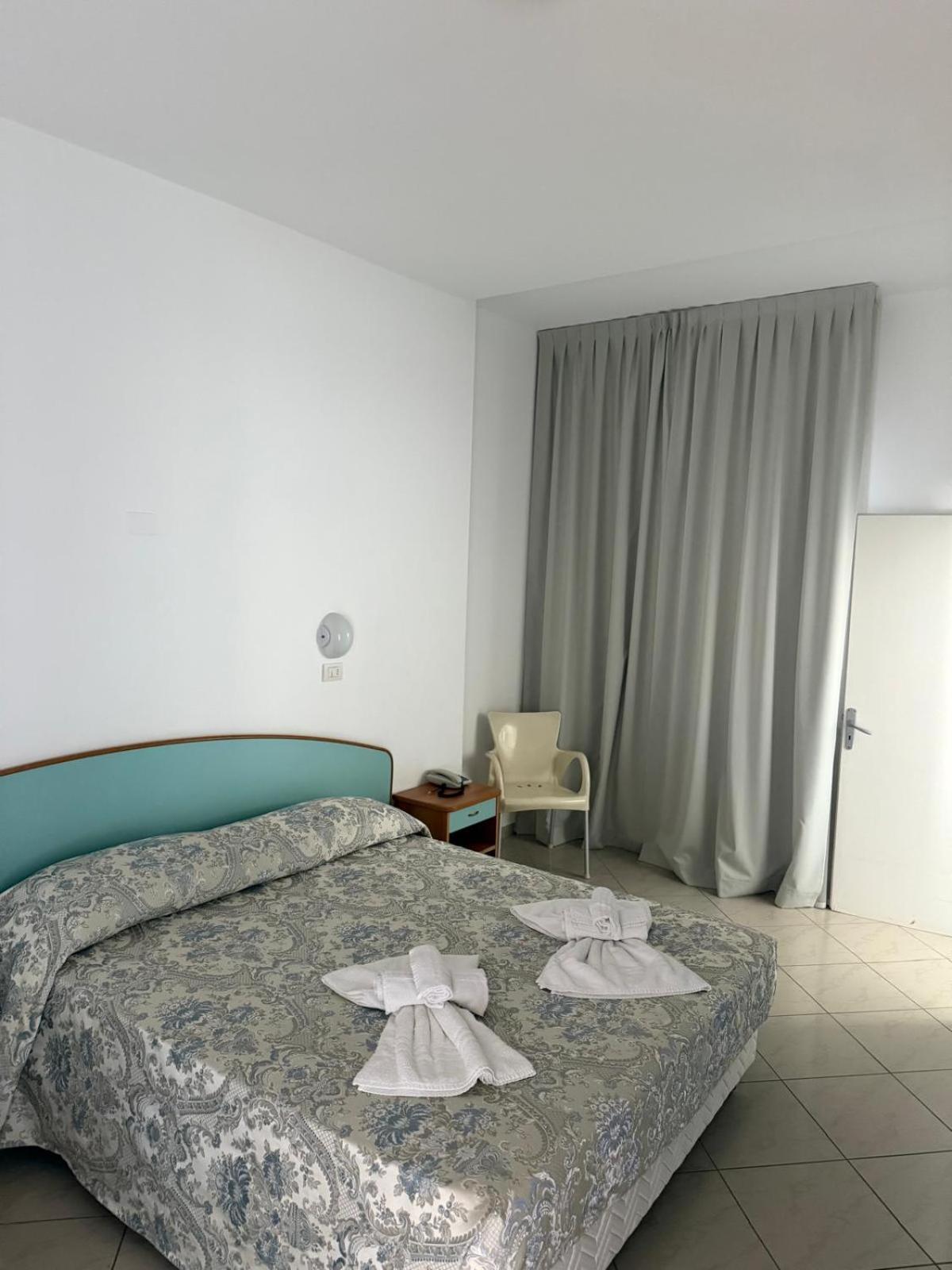 Hotel Spiaggia Villa Paola Bellaria-Igea Marina Exterior foto
